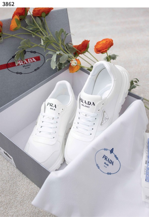 프라다 [PRADA] 수입고급 프라다 리나일론 브러시드 가죽 스니커즈 정품급 신상