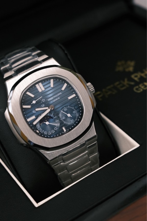 파텍필립(PATEK PHILIPPE)노틸러스 문페이즈