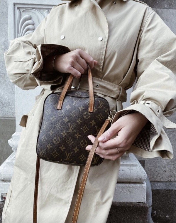 [LOUIS VUITTON] 수입고급 LV 스폰티니 숄더백 신상