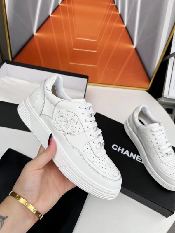 CHANEL 에어포스 스니커즈