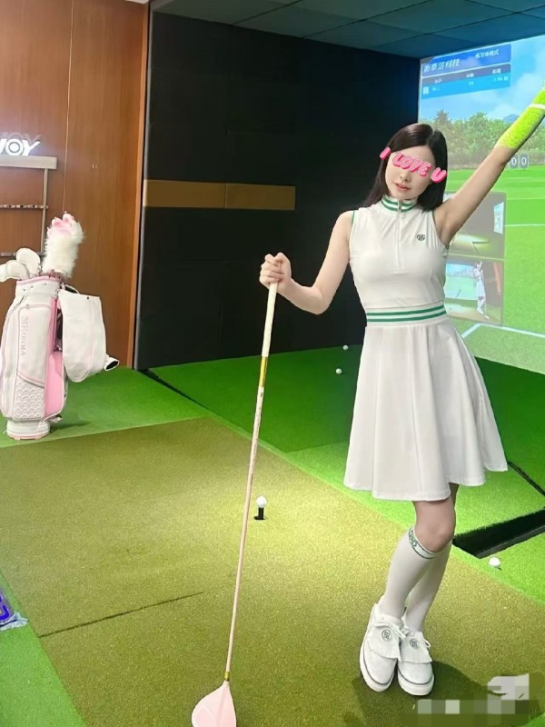 지포어  여름 스트레치 나시 원피스
