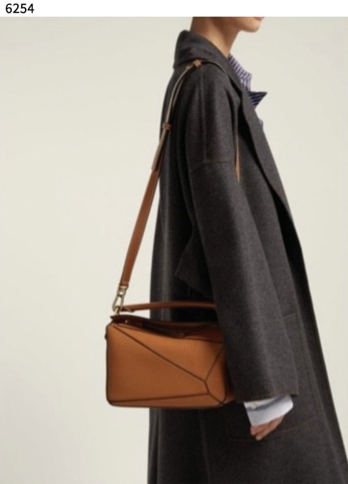 로에베 PUZZLE SMALL BAG