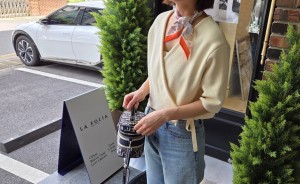 에르  실크 오렌지 방도